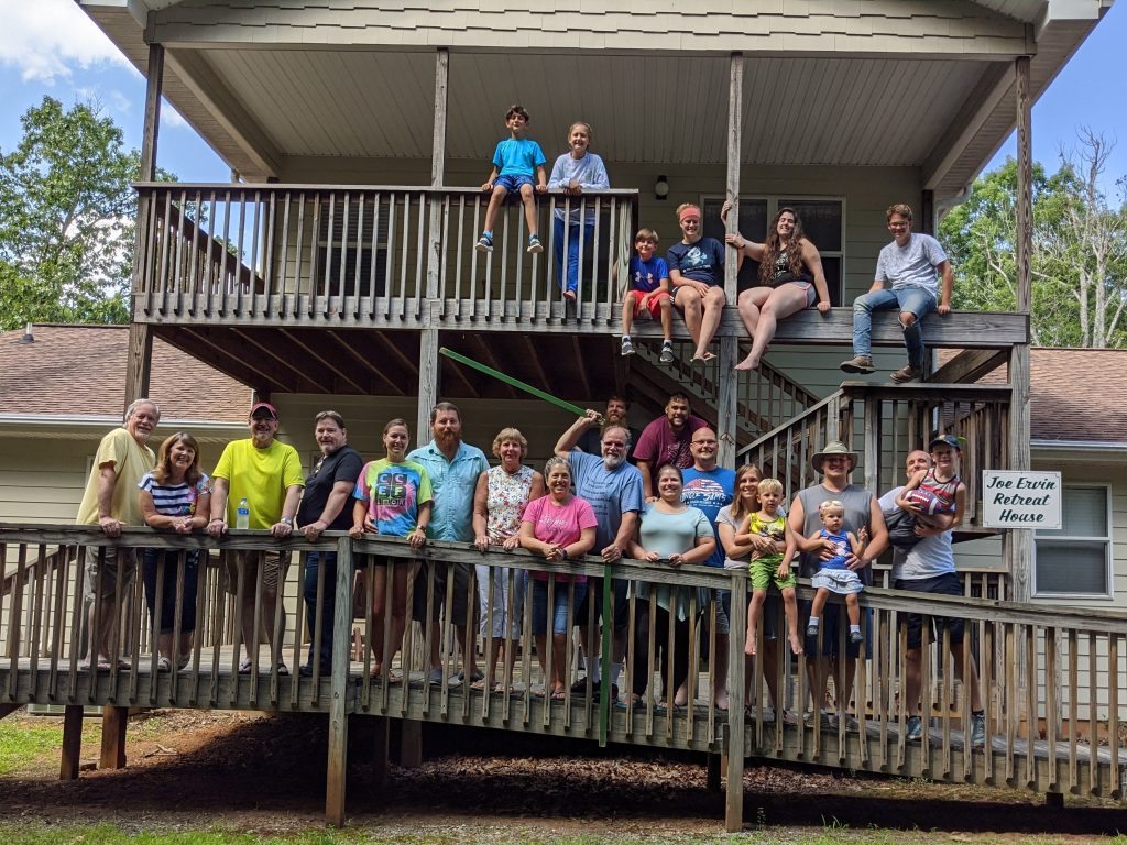 family-reunion-group-shot-1024x768